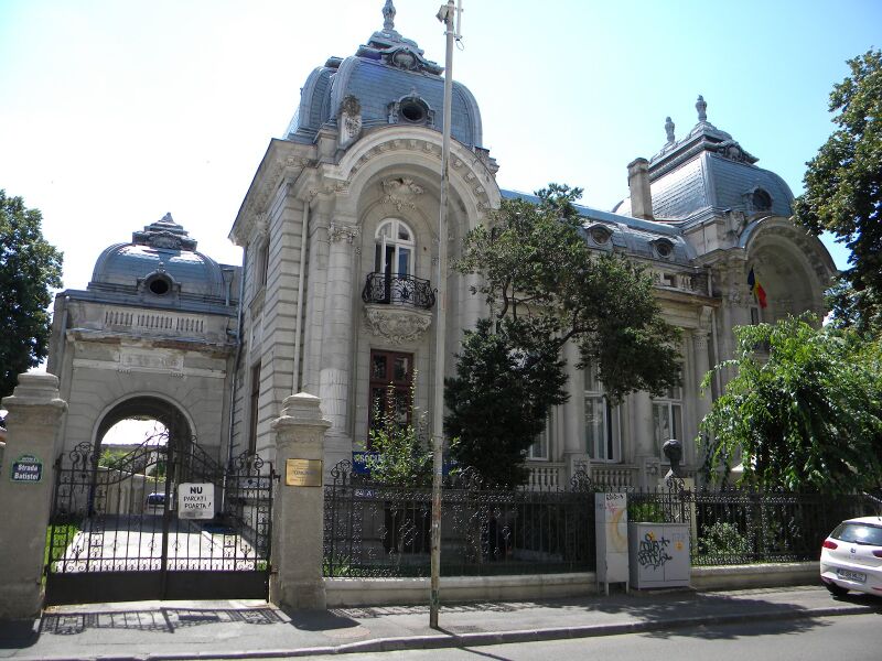 File:2 Bucuresti, Romania, Str. Batistei nr. 24A; Casa bancherului Hermann Speier; B-II-m-B-18096.JPG