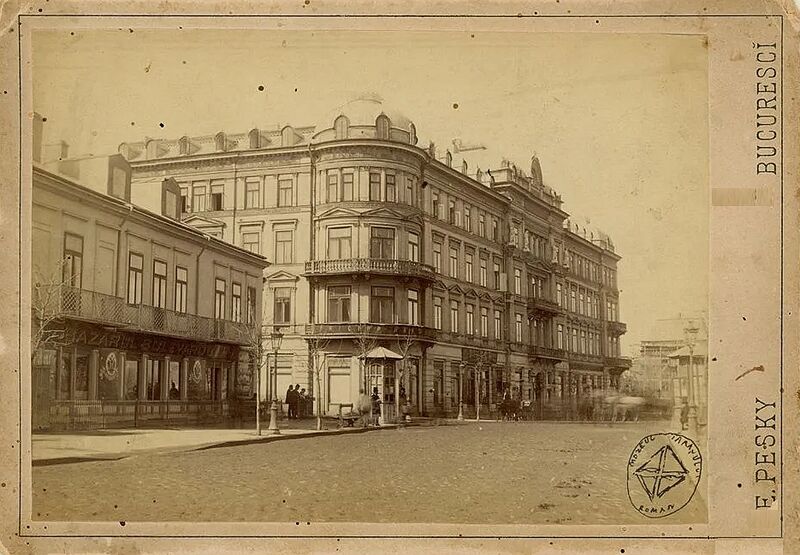 File:Vedere de pe bd. Academiei către casa Greceanu și Grand Hôtel du Boulevard. Eduard Pesky, 1885.jpg