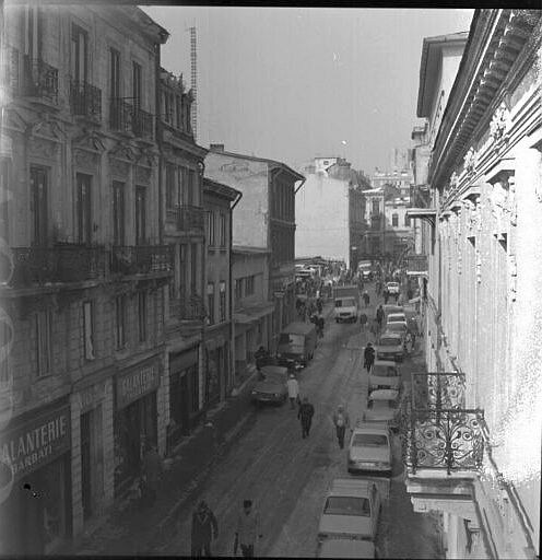 File:BUC 00015-642x600 Strada Selari 1980.jpg