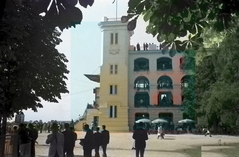 File:July 18, 1953 Iulie 18 Hipodromul Baneasa 001c.png