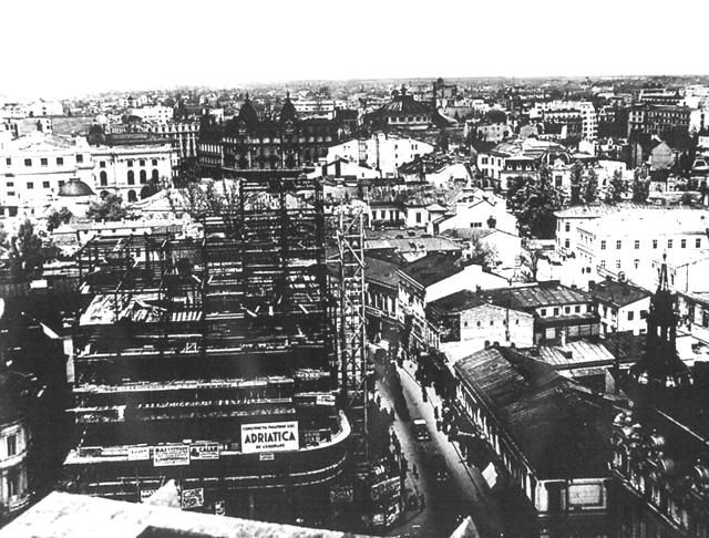 File:1935 Blocul-Adriatica-in-constructie.jpg