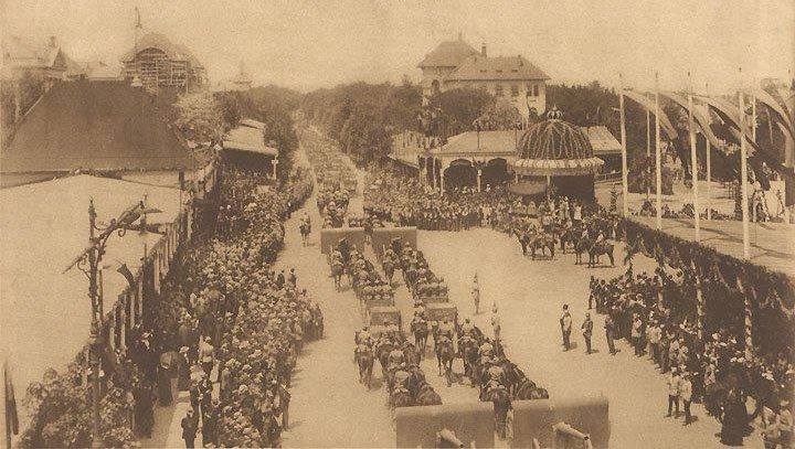 File:1914 Piata Victoriei .jpg