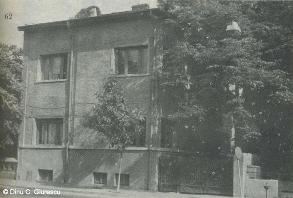 File:Strada Știrbei Vodă 103.jpg