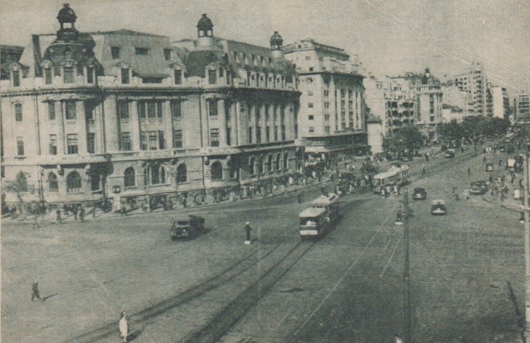 File:1955 Piata Universitatii, anii '50.jpg