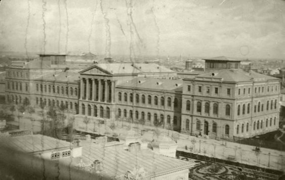 File:Fig. 026 - 1872 Universitatea văzută din Turnul Colţei 1872.jpg