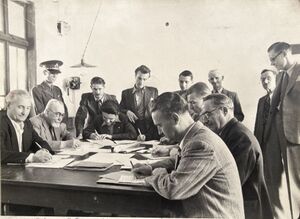 Hipodrom Baneasa 1942 pariori curse cai 2.jpg