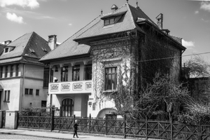 Casa Cristofi Cerchez bw.png