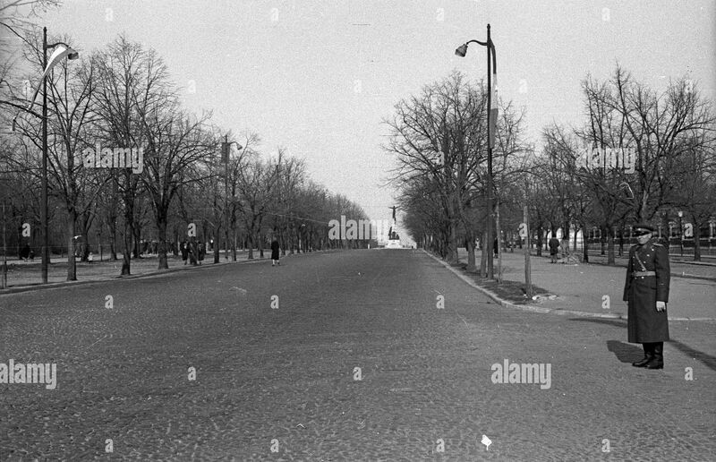 File:05aBd. Aviatorilor 31 December 1948.4.jpg