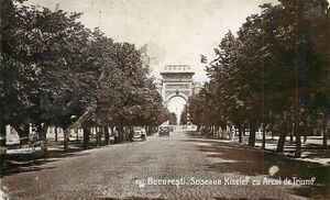 Arcul de triumf si soseaua Kiselef 1925.jpg