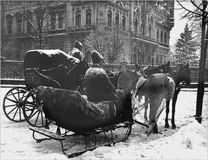 1936 Piata Victoriei 3.jpg