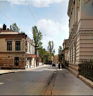 Calea Victoriei in dreptul Casei Vernescu 1925.jpg