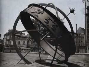 Monument Centrul geografic Piața Sf. Gheorghe, 1941.jpg
