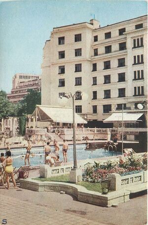 1966 strand Lido.jpg