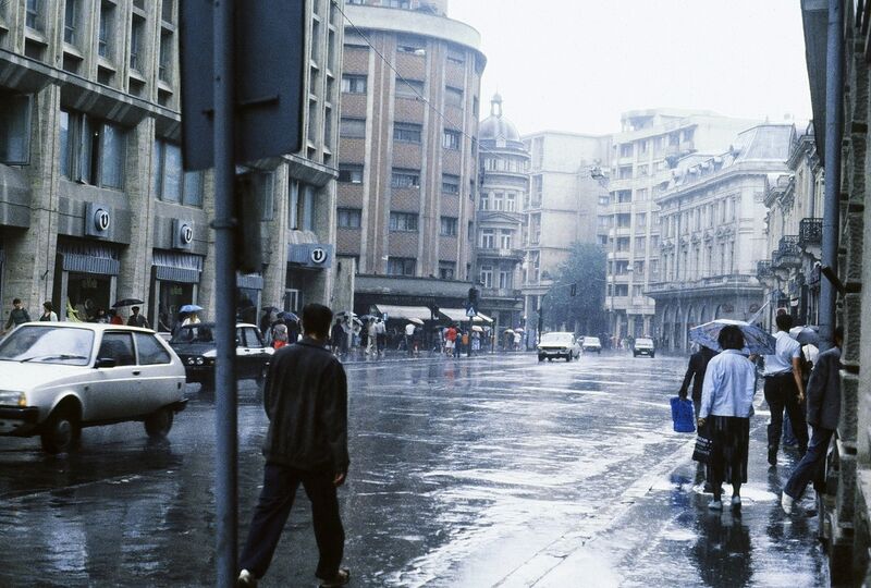 File:1987 Cal. Victoriei cu Str. Eforie si Str. Doamnei.jpg