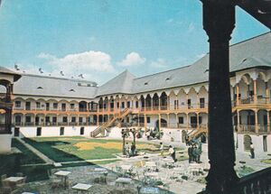 1982 Hanul Manuc 1982 2.jpg