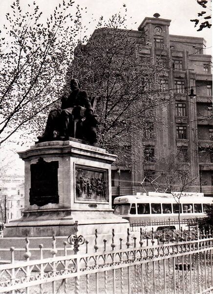 File:1960 Piața C. A. Rosetti , anii 60.jpg