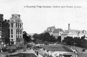 1926 Piata Senatului 01 1930.jpg