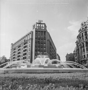 Piata Senatului 21 1973.jpg