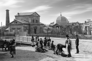 Uzina de apă şi Pavilionul anticarilor bw.png