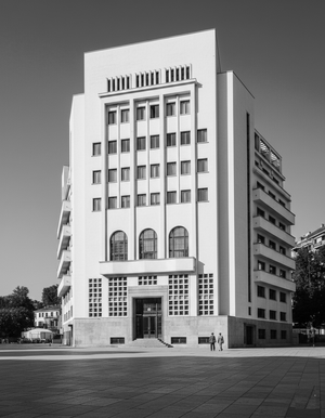 1938 Palatul Ziarului Curentul bw.png