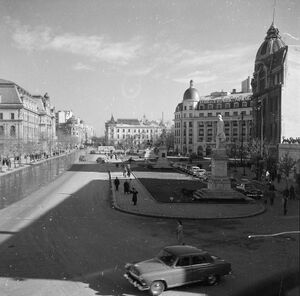 Piata Universitatii 79 195x.jpg