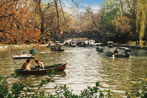 Parcul Cișmigiu, București, 1987..png