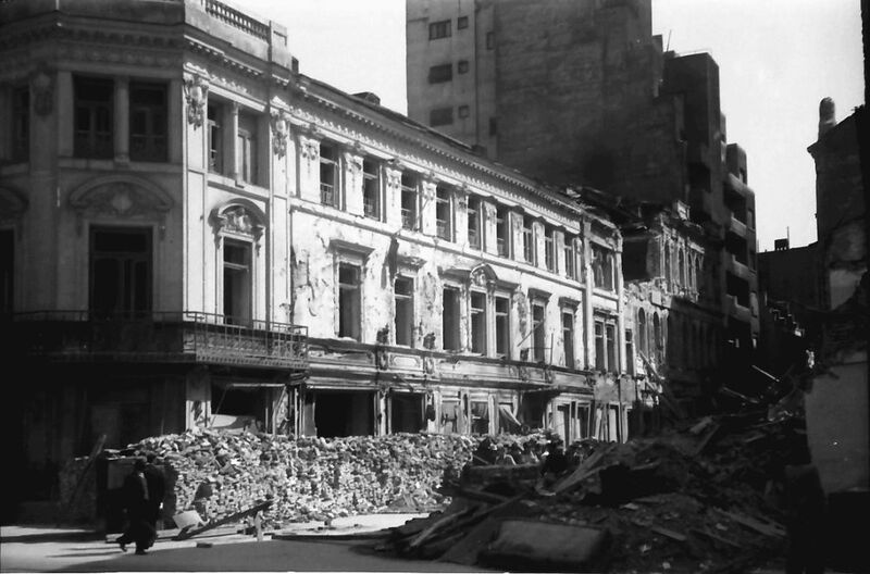 File:1944 April 15 Atack Restaurant Capsa 03.jpg