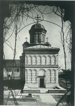 Biserica Mihai Voda 1942.jpg