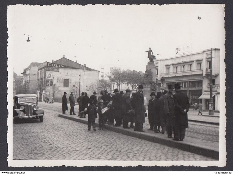 File:B-dul Tache Ionescu(monumentul a fost inaugurat pe 21 iunie 1931).jpg