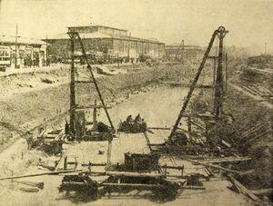 Lucrări acoperirea Dambovita.jpg