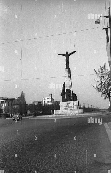 File:05bBd. Aviatorilor 31 December 1948.5.jpg