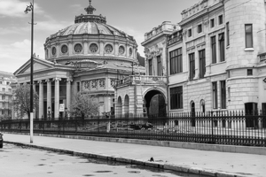 Restaurant Cina ( peste drum de Ateneu ) bw.png