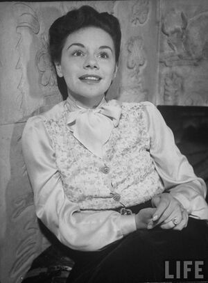 Sandra Tatarescu.jpg