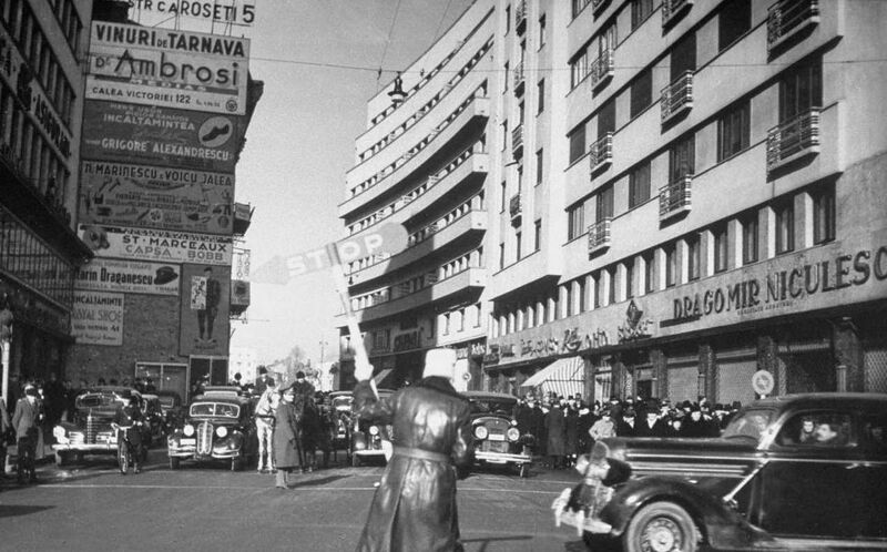File:1940 februarie Calea Victoriei, Life Magazine 2.jpg