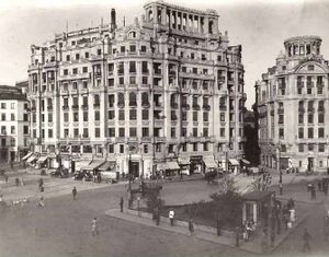 1936 Piața Senatului în anii '30.jpg