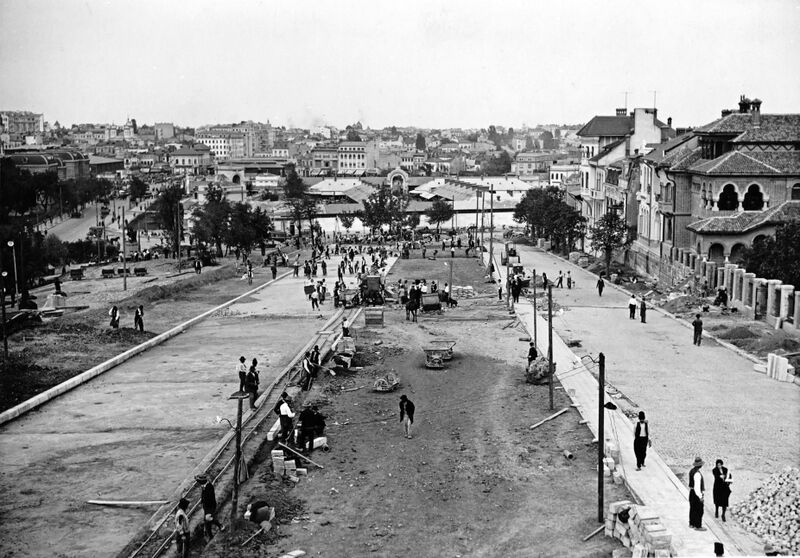 File:1925 Vedere de ansamblu a Dealului Patriarhiei (2).jpg