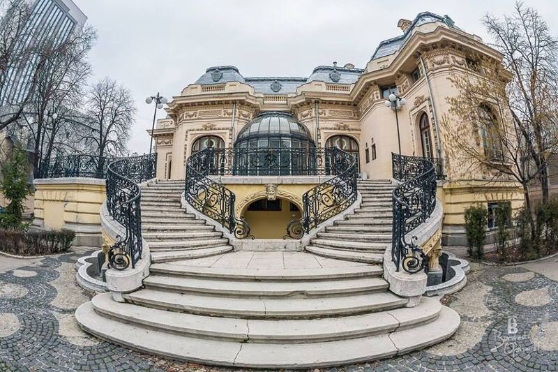 File:Casa Assan din Piața Lahovari 9.jpg