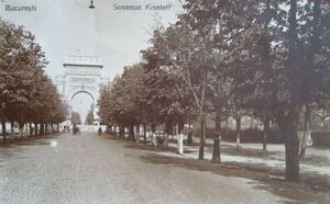 1922 Soseaua KISELEFF, Arcul de Triumf.jpg