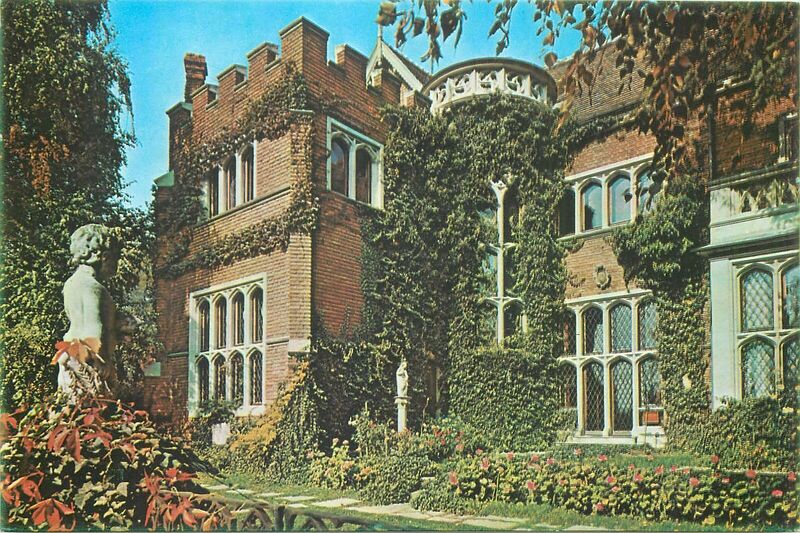 File:Muzeul de arta feudala al Academiei R.S.R Ing. D.F. Minovici.jpg