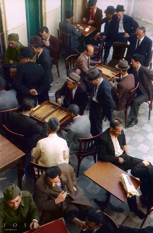 1942, Mai, Cafeneaua Hotelului Luvru..jpg