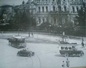 Piața Victoriei 1925.jpg
