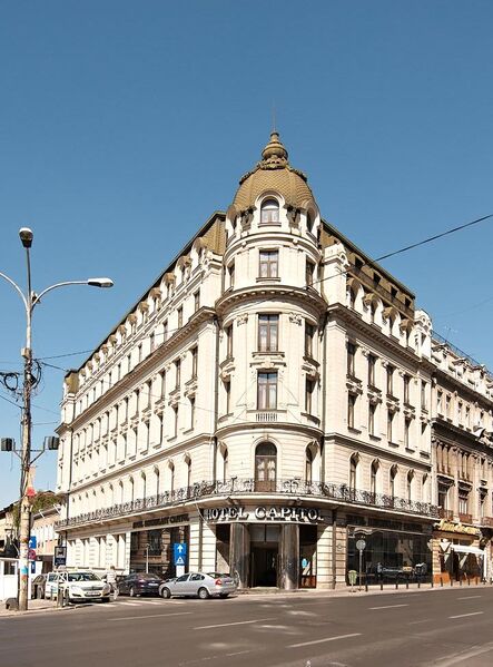 File:2011-12 Calea Victoriei 29 Hotel Capitol (Louvre).jpg