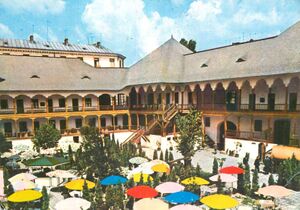 1982 Hanul Manuc 1982.jpg