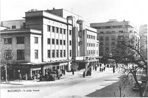 1945 Piata Amzei.jpg
