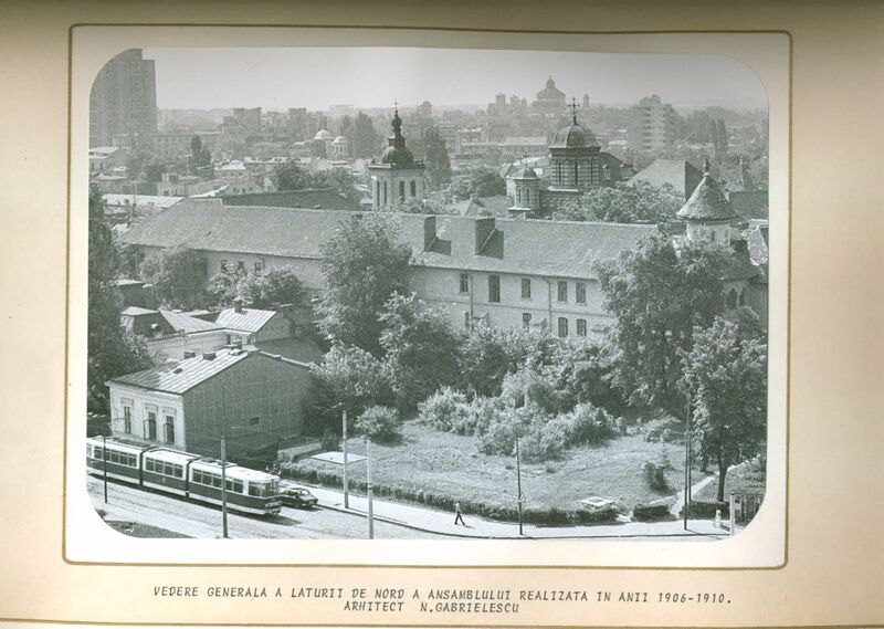 File:Mănăstirea Mihai Vodă 1910.jpg