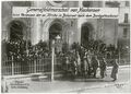 O fotografie din 1917 din Bucureștiul ocupat, în care același Mackensen iese din Biserica Luterană, unde participase la o slujbă, de Ziua Recunoștinței, după cum spune explicația în limba germană, din partea de sus a fotografiei: ”Mareșalul general de infanterie von Mackensen la plecarea din biserica protestantă din București după slujba de Ziua Recunoștinței” (mareșalul locuia cam la cca 300 m sud - sud-vest de această biserică, în Casa ”Meitani” din Piața Walter Mărăcineanu