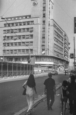 Calea victoriei 2 1992.jpg