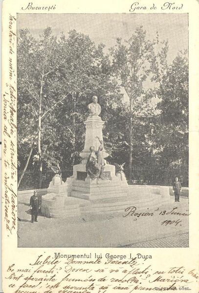 File:1904 Gara de Nord. Monumentul lui George I. Duca.jpg