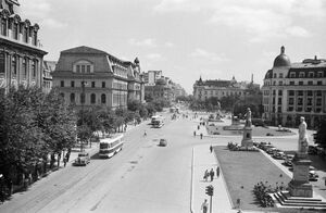 Piata Universitatii 35 195x.jpg