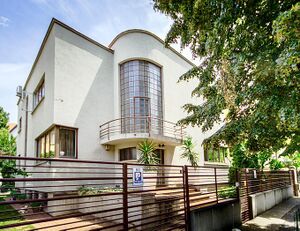 Strada Londra 44 2022.jpg